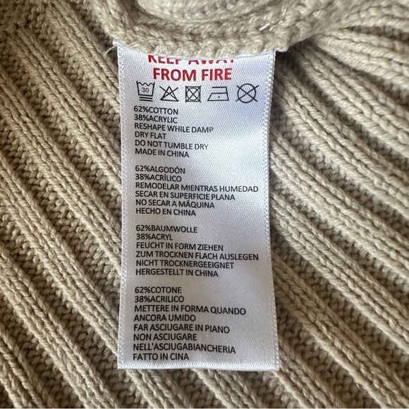 Urban Outfitters BDG Jacket Deep Hem Zip-Up Knit Neutral Small - Picture 8 of 8